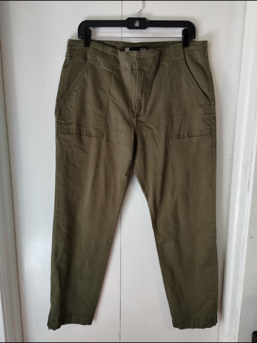 Kut Olive Cargo Cotton Tapered Pants